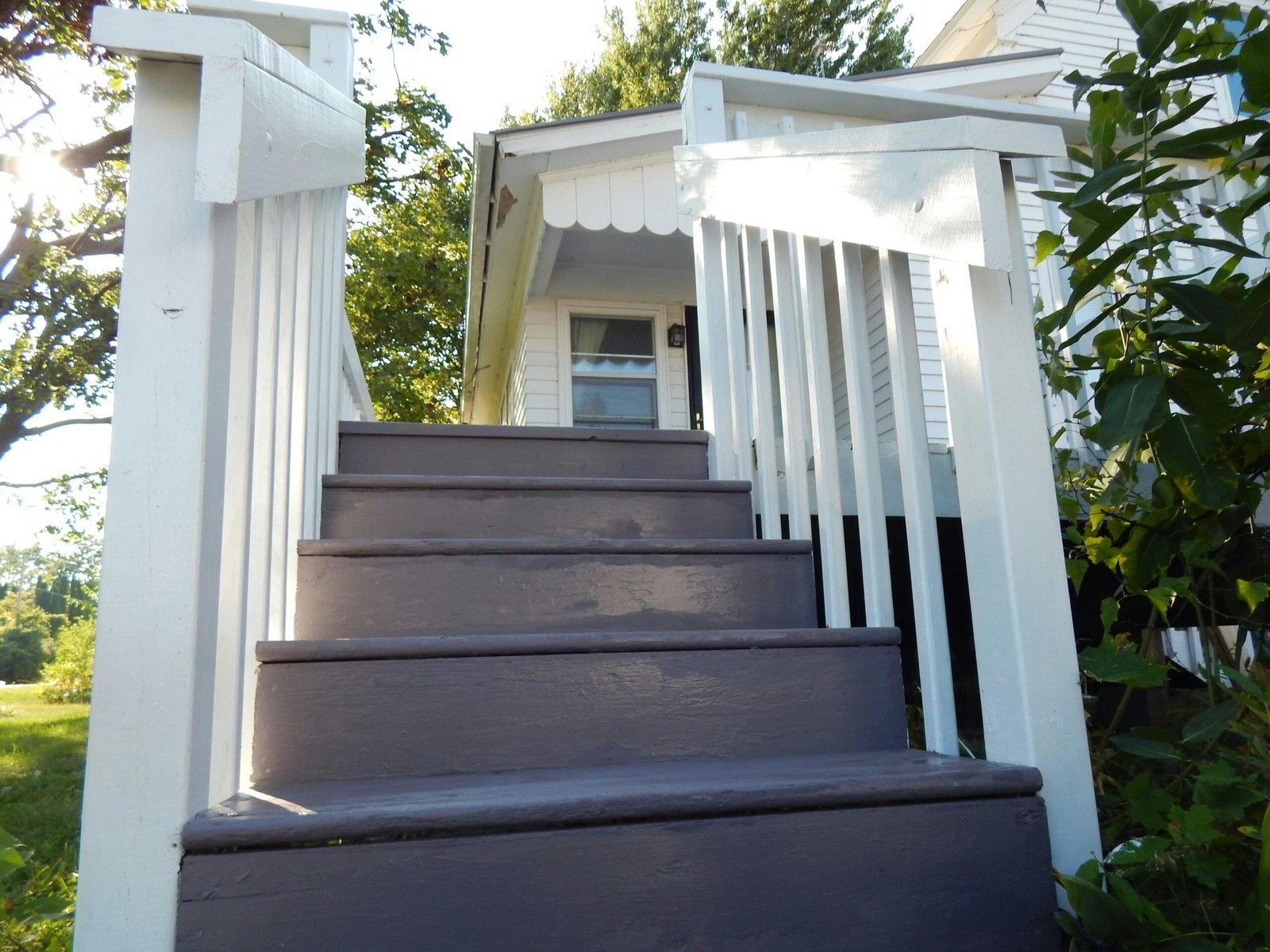 Understanding the Costs of Installing Deck Stairs