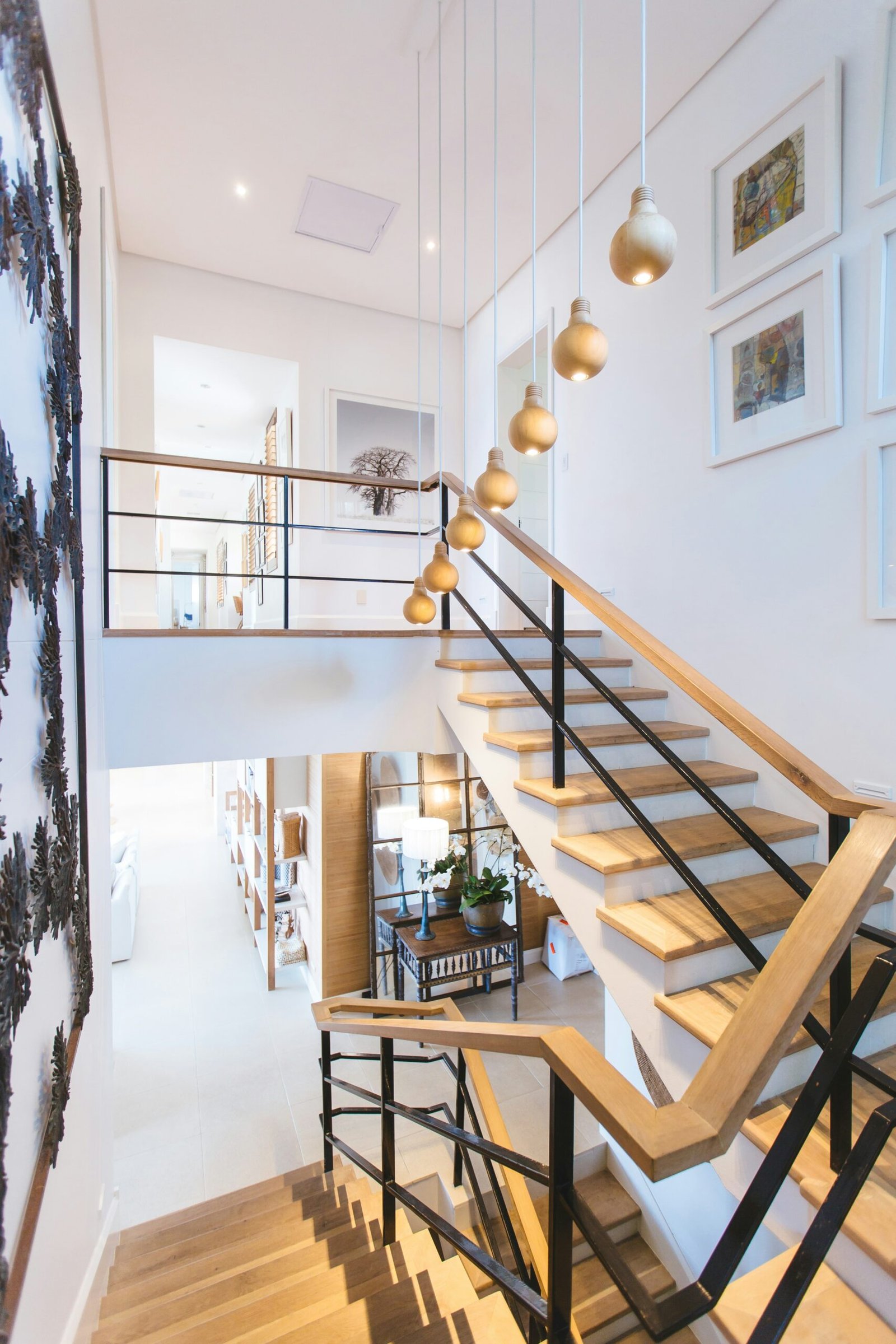 Choosing the Best Stairs for Your Home: A Comprehensive Guide